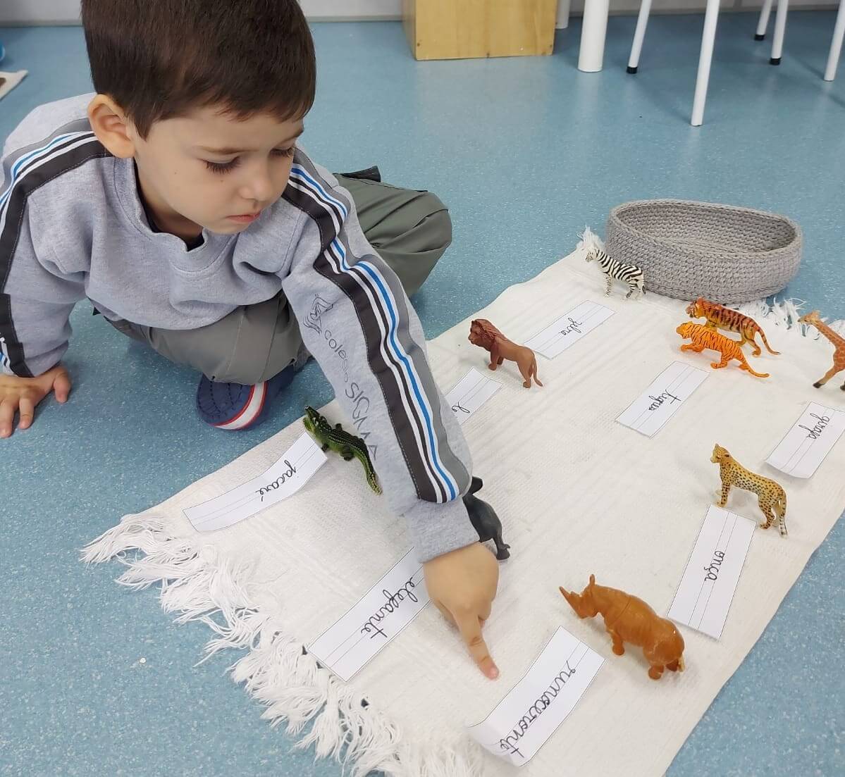 A LIVRE ESCOLHA NO MÉTODO MONTESSORI